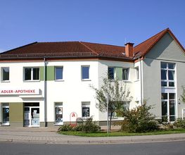 Aussenansicht der Adler-Apotheke