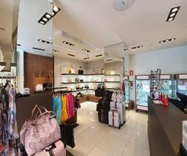 GUESS imagen 4
