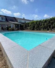 Maenno Piscine image 4