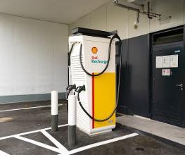 Shell Recharge Charging Station Bild 3