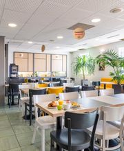 B&B HOTEL Lyon Vénissieux image 10