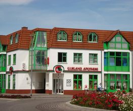 Aussenansicht der Curland Apotheke