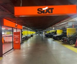 SIXT - Barcelona Sants imagen 1