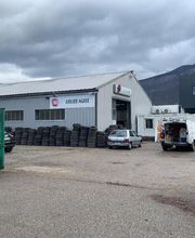 Garage Deledda image 1