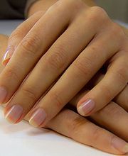 DEBO S ONGLES image 1