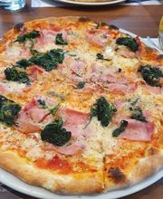 Restaurant & Café im Schweizerhaus Riehen Bild 3