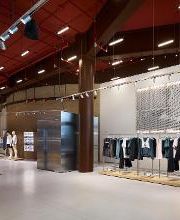 On Flagship Store Milan Vittorio Emanuele immagine 7