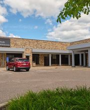 Hutchinson Health Orthopedic & Rehab Clinic - TRIA Orthopedic Clinicians image 1