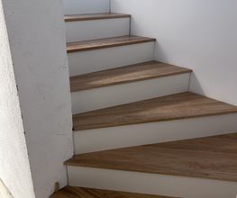 treppe eiche geklebt.jpg