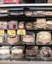 Holiday Farms Supermarket image 15