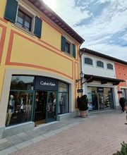 Calvin Klein Outlet immagine 2