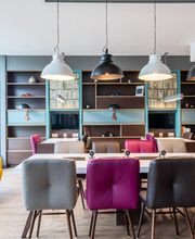 Premier Inn Munich Airport Ost hotel working area
