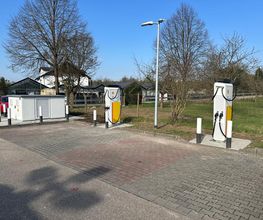 Shell Recharge Charging Station Bild 1