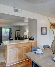 Oaks at Oxon Hill Apartments image 8