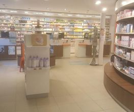 Pharmacie Bleuse image 5