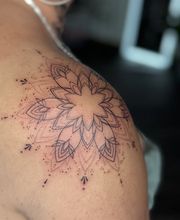 Infinity Tattoo Bild 3