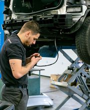 Renault Garage Eric Ferrier Agent image 11