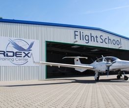 Pension Fly Inn, Flugschule Ardex Bild 2