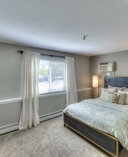 Eagle Creek Apartments image 13