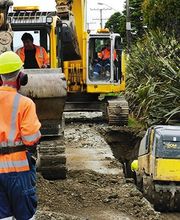 Yancey Rents Cat Rental Store image 11