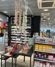 interieur-de-la-pharmacie-sun-store-rolle