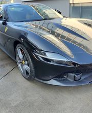 Aufbereitung des Lackes inklusive High-End-Versiegelung. Hier ein Kundenfahrzeug. Ferrari