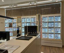 Optica 2000 HI.MALAGA imagen 2