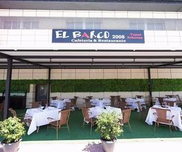 fotoelbarcoterraza.jpg