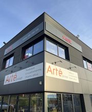 CRIT MONSWILLER image 1