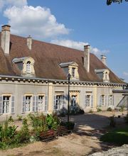 Mairie - Gray image 3