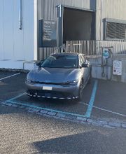 Shell Recharge Charging Station Bild 1