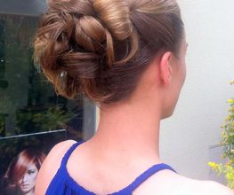 16 Bis Coiffure image 3