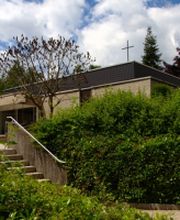 Kreuzeskirche Fürstenhausen Bild 1