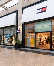 Tommy Hilfiger Outlet image 1