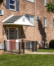 Boothwyn Court Apartments image 13