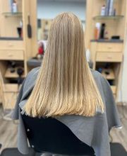 Fantastic Sams Cut & Color image 12