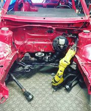 Ansicht eines behandelten Motorraumes (VW Golf2)