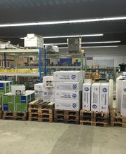 Standortbild Innenraum Lager MEGA eG Eutin, Großhandel für Maler, Bodenleger und Stuckateure