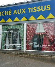 Marché Aux Tissus image 17