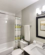 Eagle Creek Apartments image 18