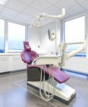 Zahnärzte im Spinnereipark Reichenberger-Grüner Simone Dr. Bild 1