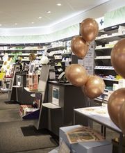 Pharmacie-Amavita-Poste-Le-Locle-intérieur