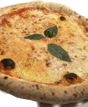 Piazza Italia Bärenplatz Bild 4