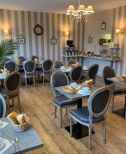 Hotel De La Plage image 5