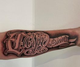 Sixtine Tattoo Shop image 16