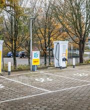 Shell Recharge Charging Station Bild 2