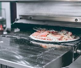 Américan Pizza image 8