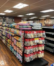 Chow Hound Pet Supplies image 17