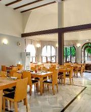 Occidental Pueblo Acantilado imagen 4