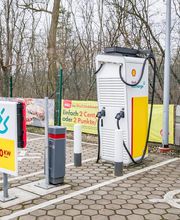 Shell Recharge Charging Station Bild 1